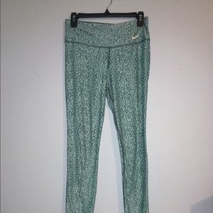 Nike leggings